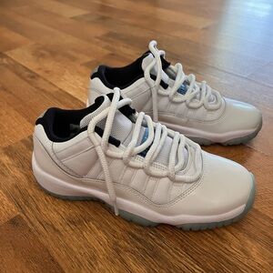 Jordan 11s